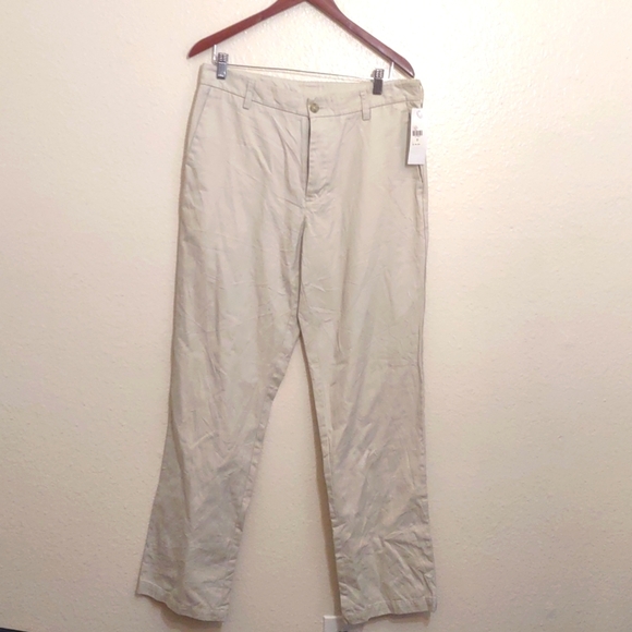 Urban Outfitters Other - NWT URBAN OUTFITTERS KHAKI SIZE 32